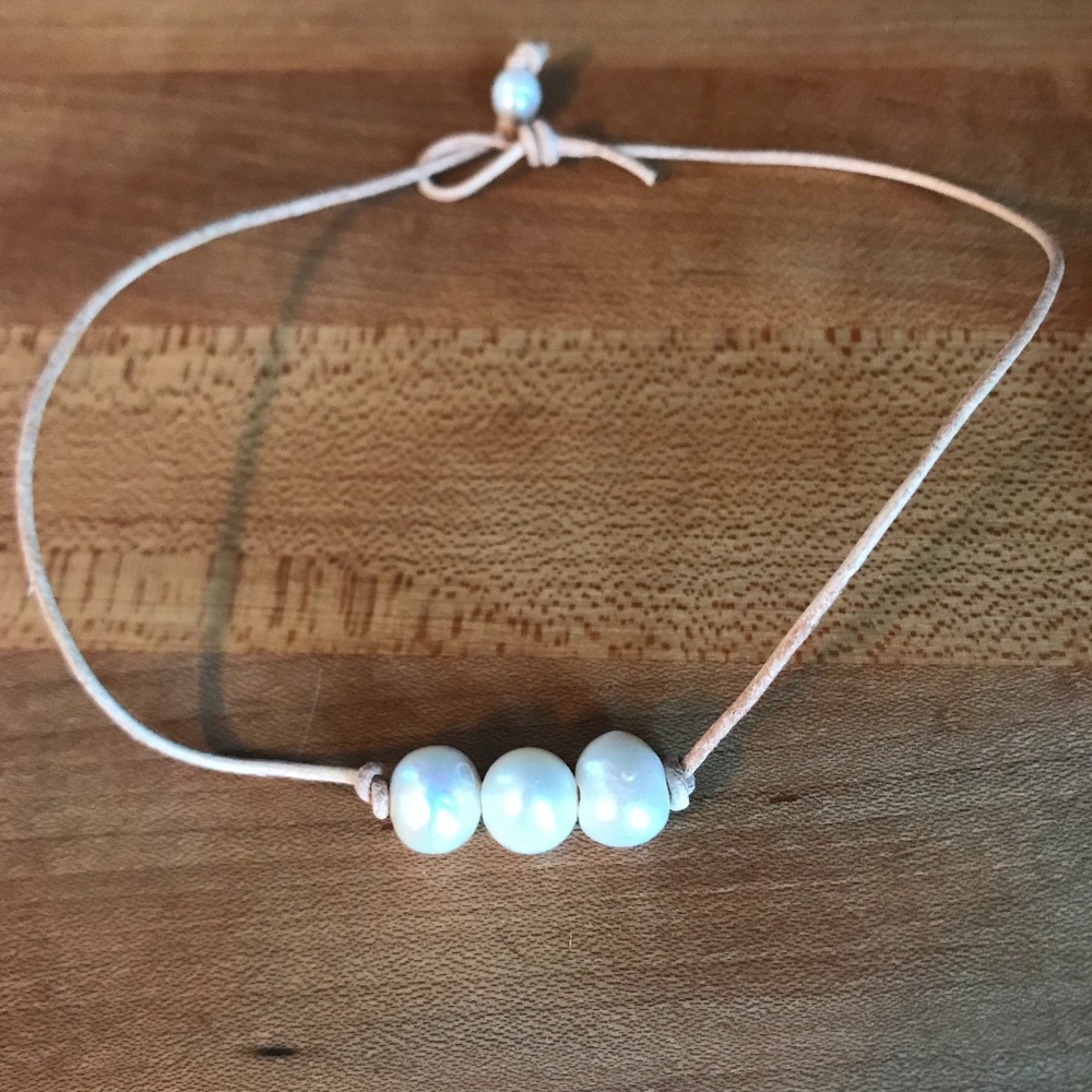 Handmade Genuine leather freshwater pearl necklace